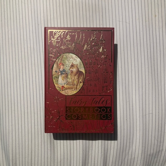 Story Book Cosmetics Red Riding Hood - Picture 3 of 6